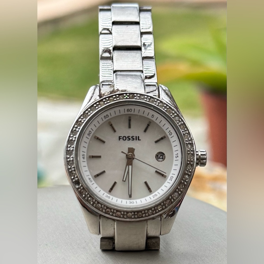 Fossil Women’s Stainless Steel Watch | Mother of Pearl Dial